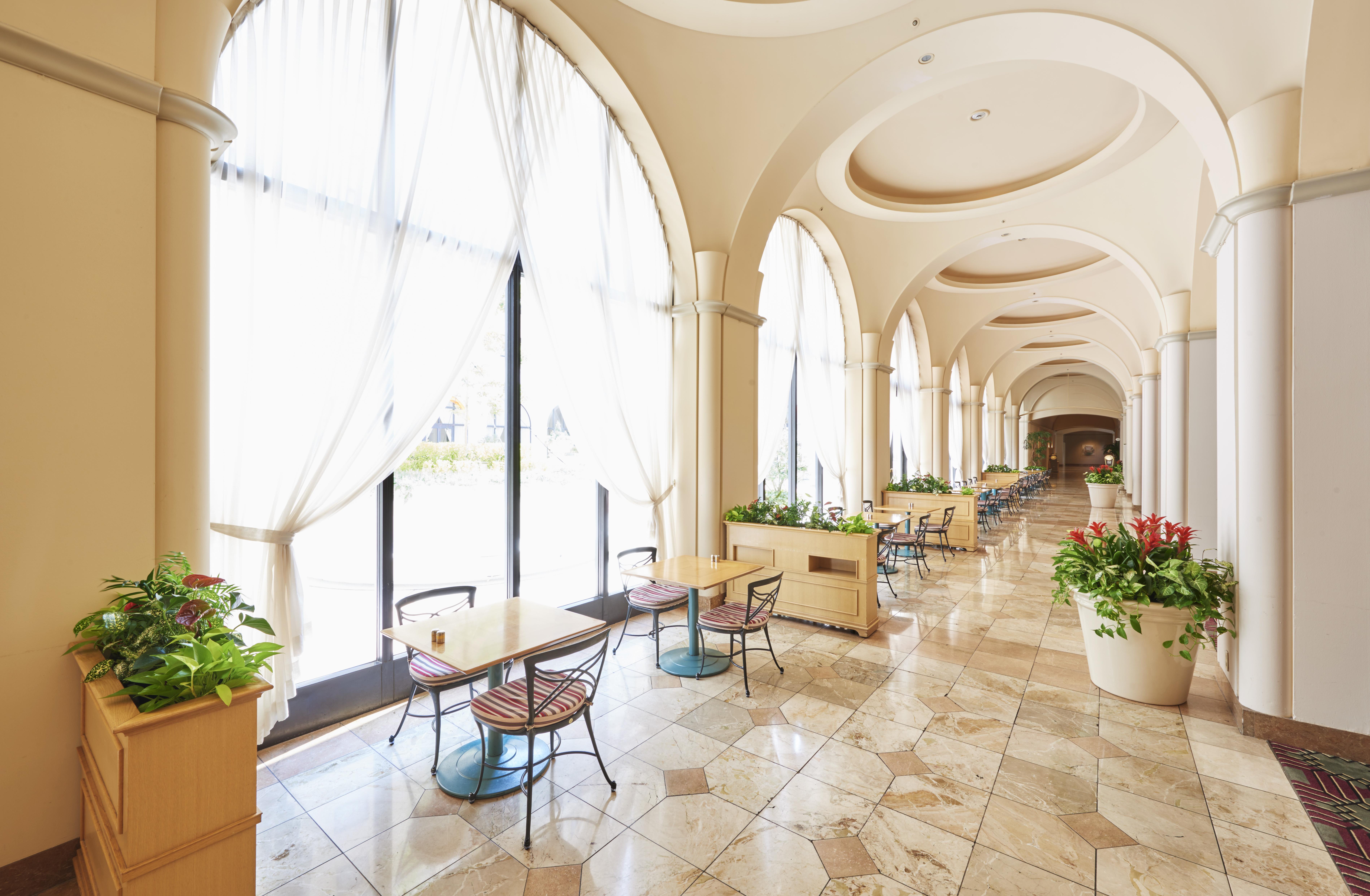 Hotel Okura Tokyo Bay Urayasu Exteriér fotografie Interior of the hotel